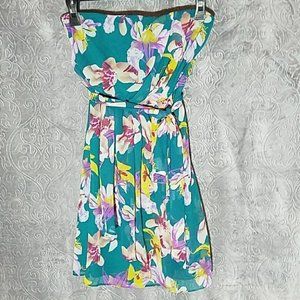 Last Chance - Express strapless dress 2 B153